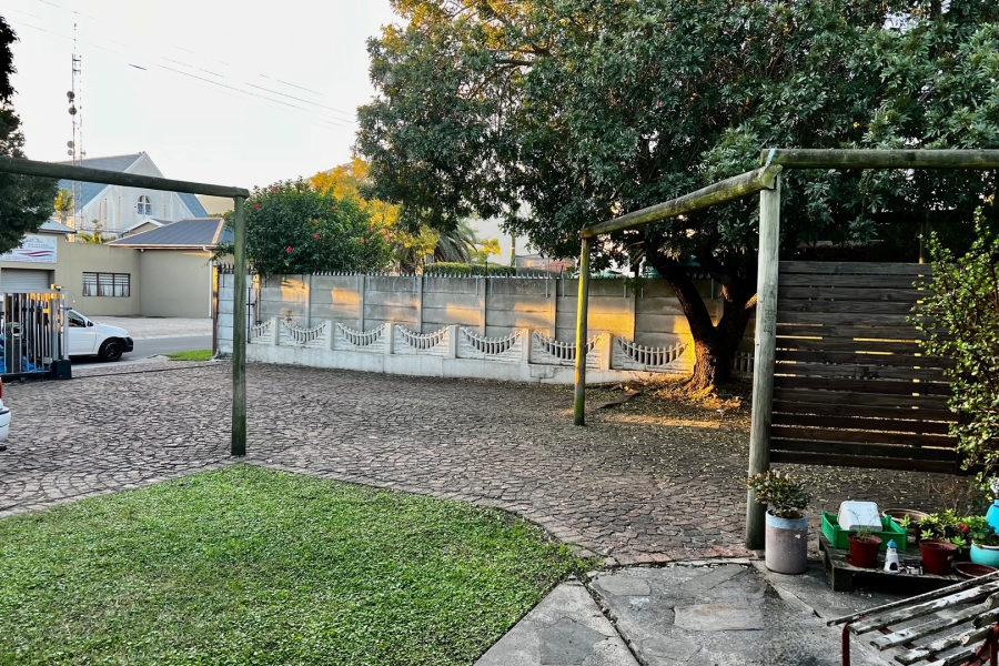 7 Bedroom Property for Sale in George Central Western Cape